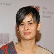 Suttirat Anne Larlarb